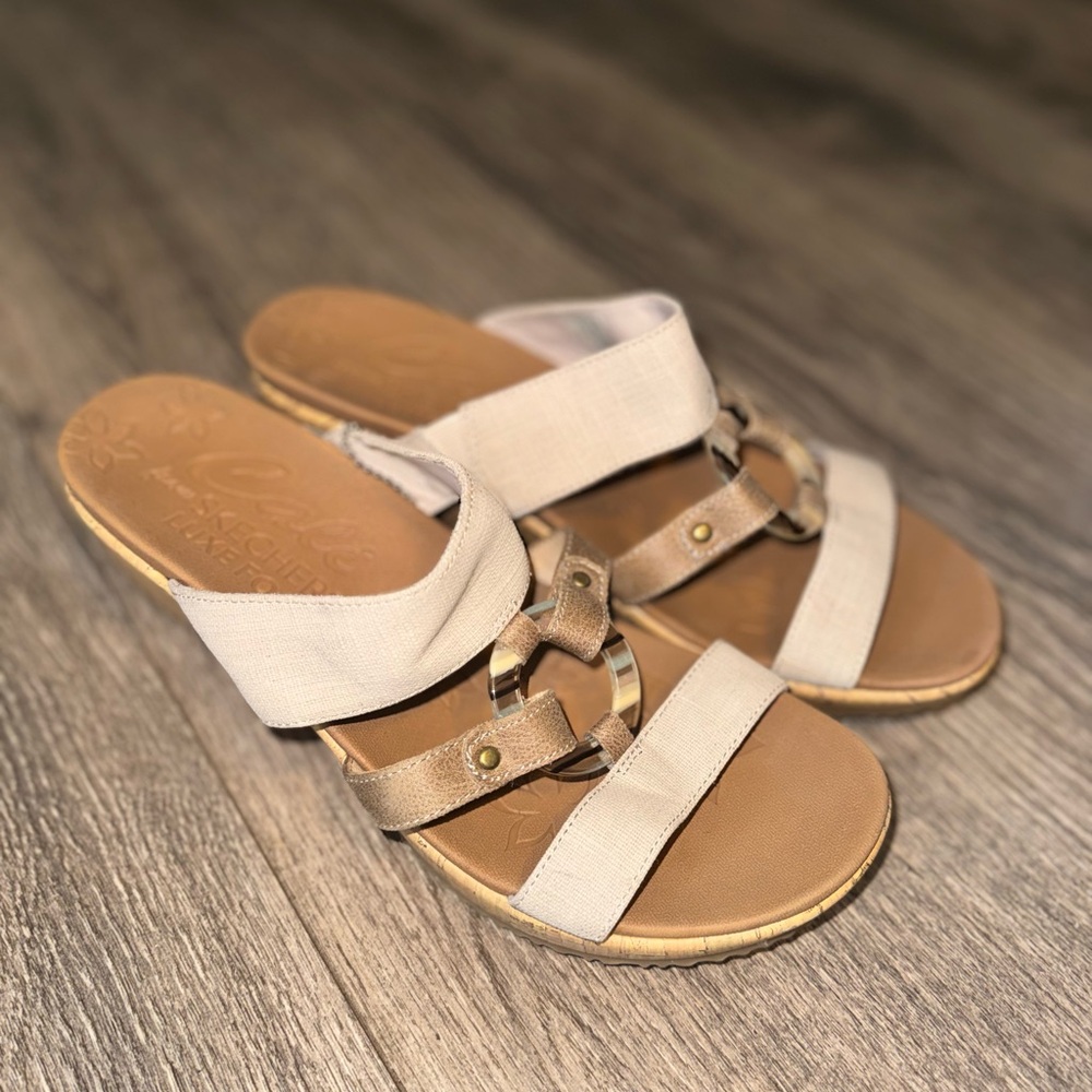 Skechers Neutral Beige and Tan Slide Foam Sandals with Decorative Ring